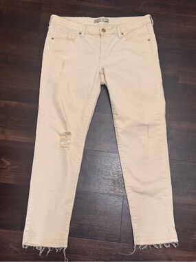 ZARA Z1975 Off White Distressed Skinny Jeans Raw Hem Great Condition